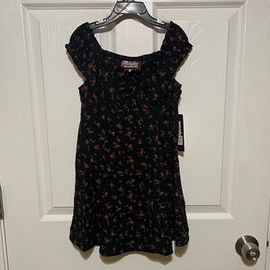 Weekend Academy Girls Smocked  Dress Small